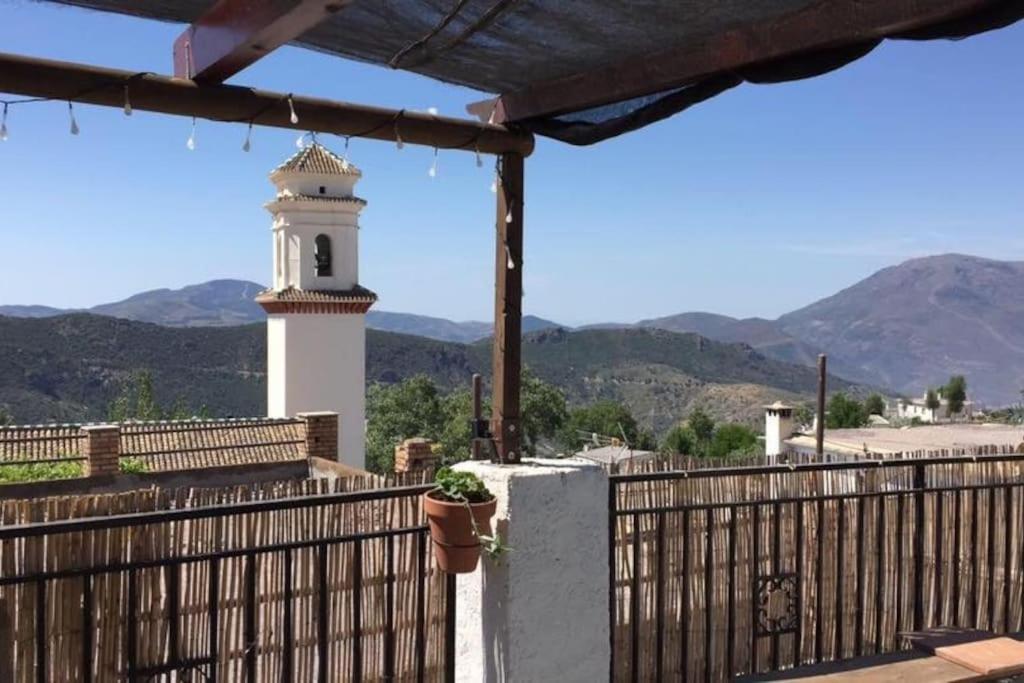 La Casa Rural De Paco Y Ana Pitres Extérieur photo