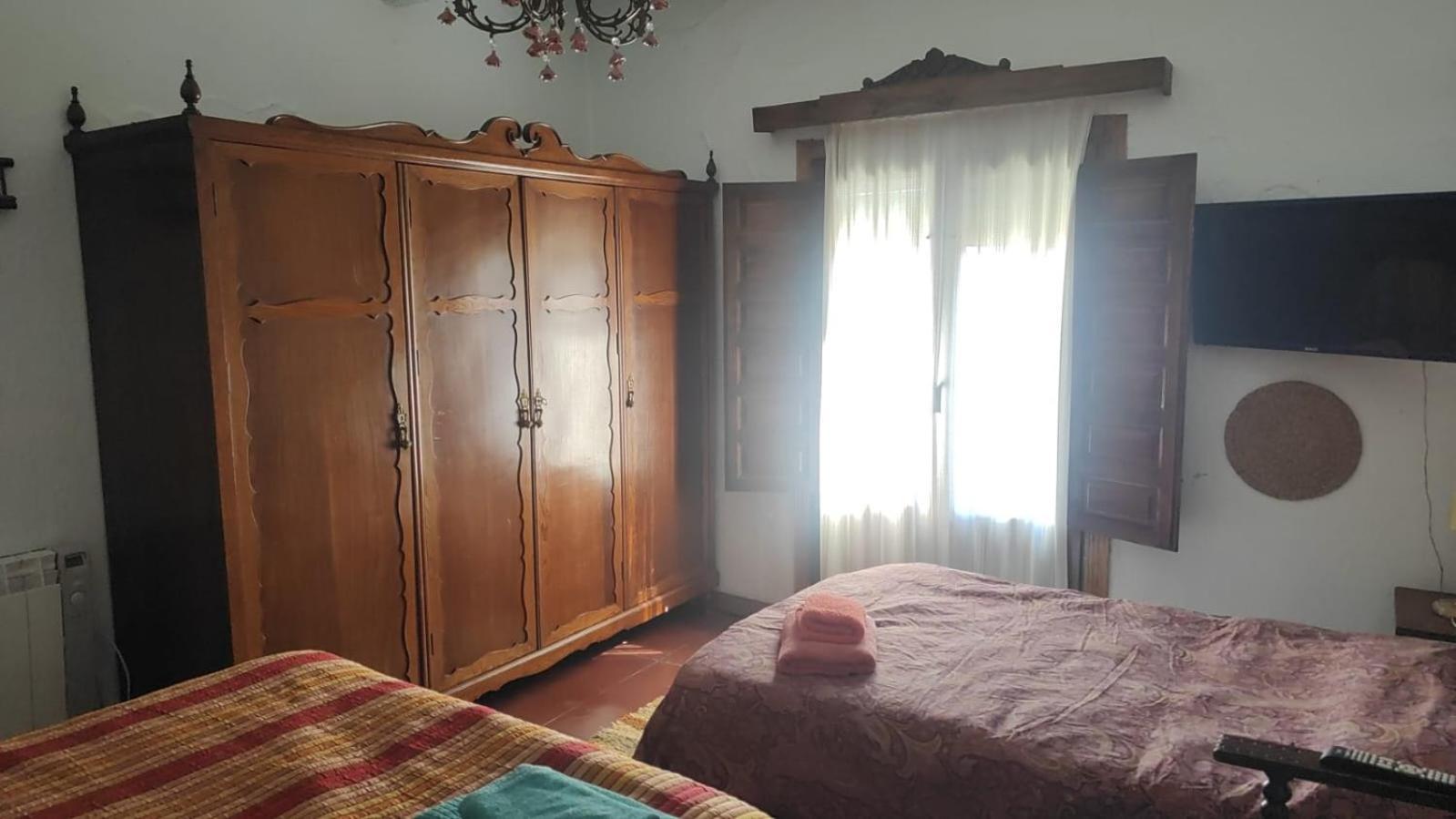La Casa Rural De Paco Y Ana Pitres Extérieur photo